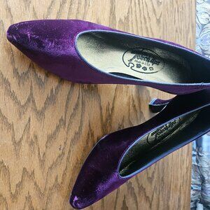 Touchups formal wine velvet shoes
